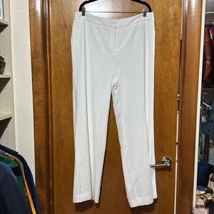 Size 14 white wide leg pants no pockets